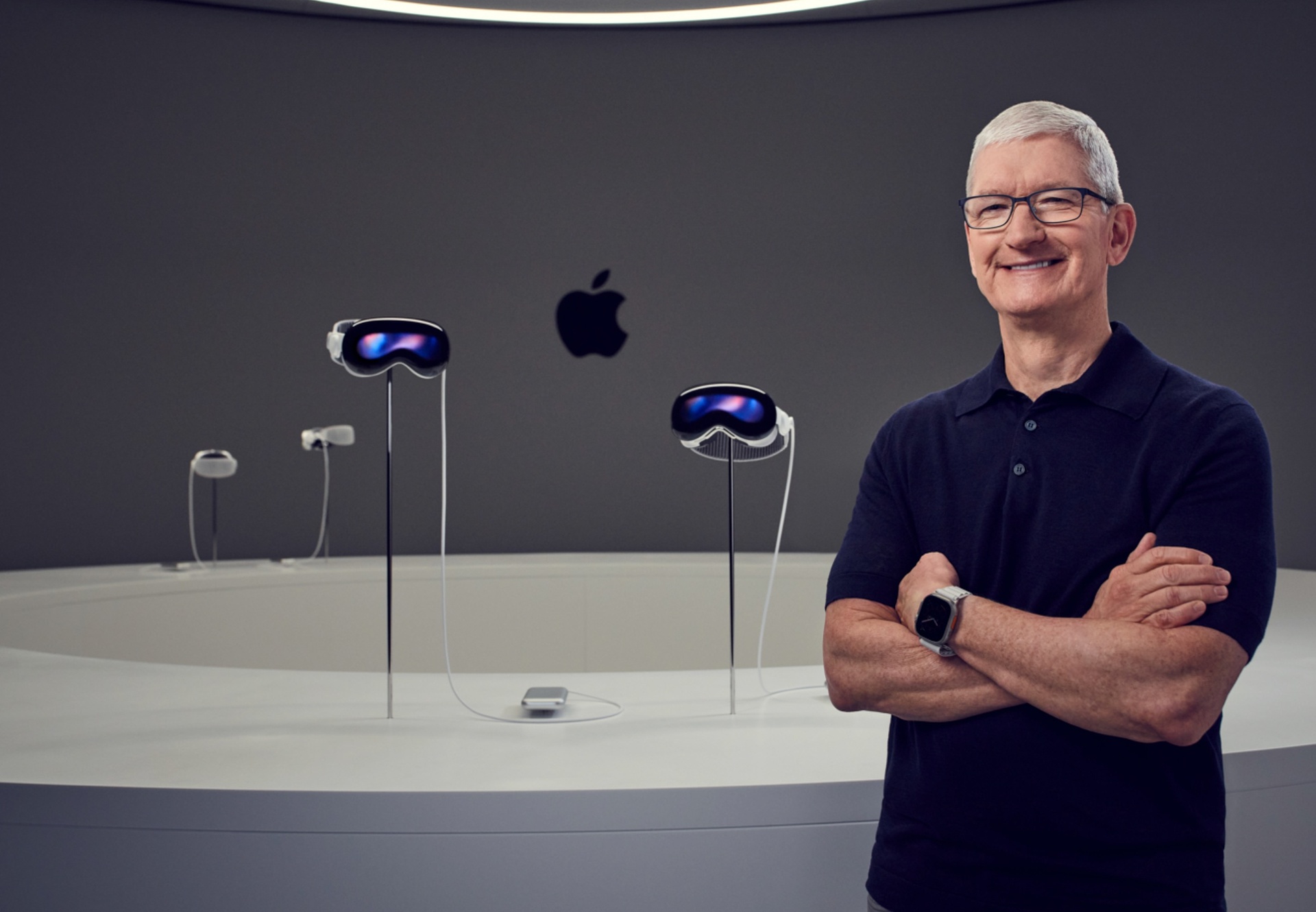 Ai sẽ mua Apple Vision Pro với mức giá 3.500 USD?