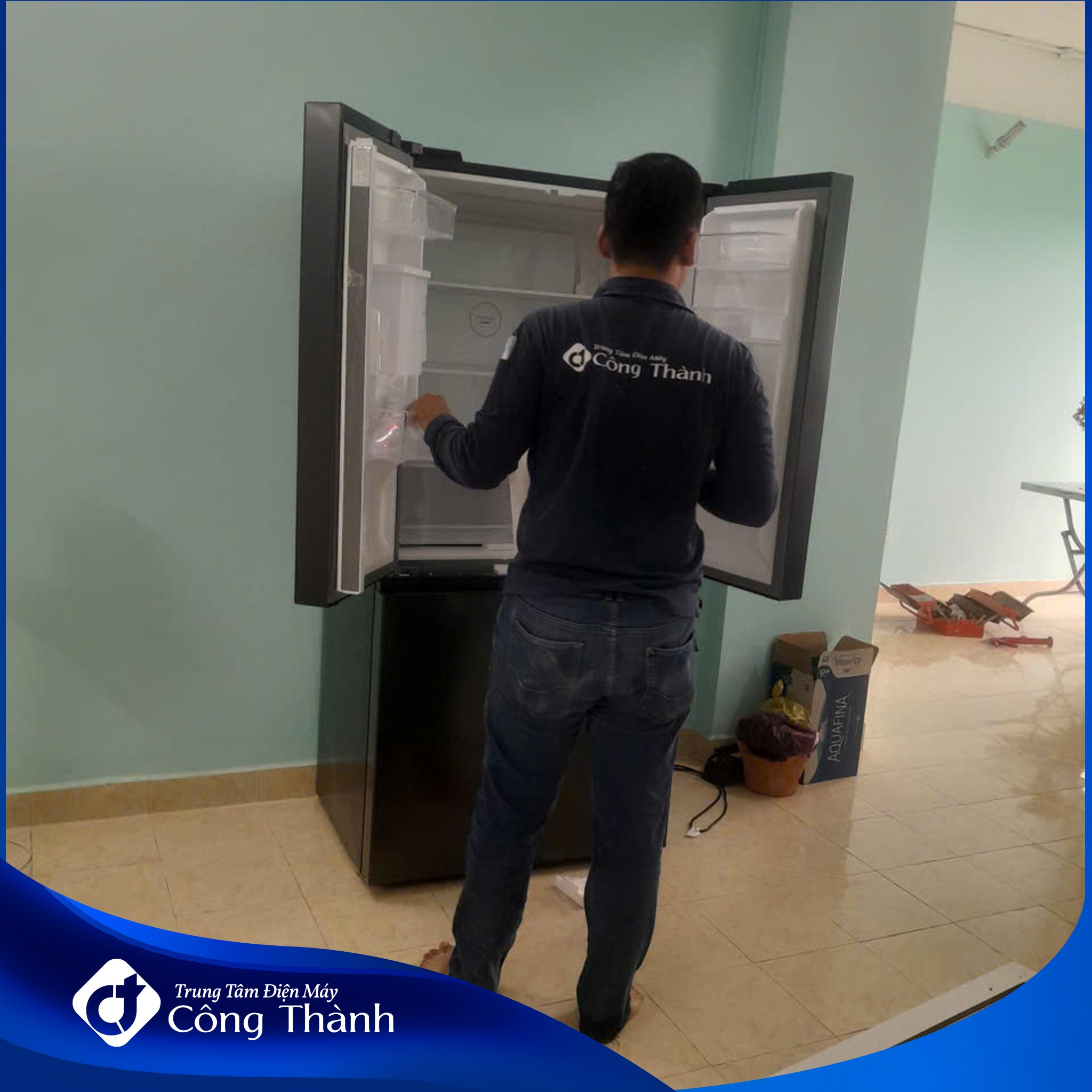 Team anh thợ lắp Điện Máy Công Thành