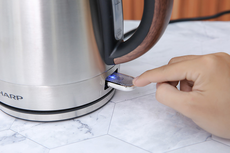 am-sieu-toc-sharp-17-lit-ekj-17evsd-wd