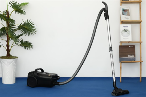 may-hut-bui-dang-hop-panasonic-mc-cl605kn49