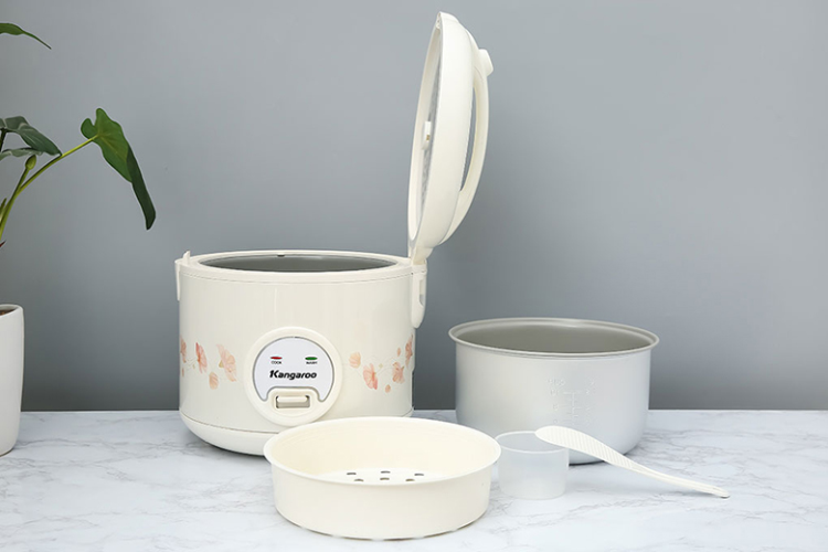 noi-com-dien-kangaroo-1-8-lit-kg18rc3