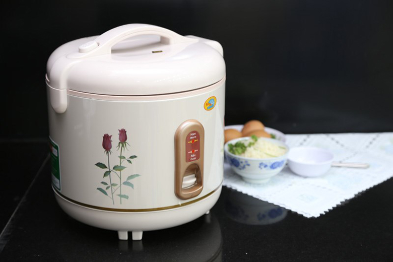 noi-com-nap-gai-happycook-2-lit-hc-200